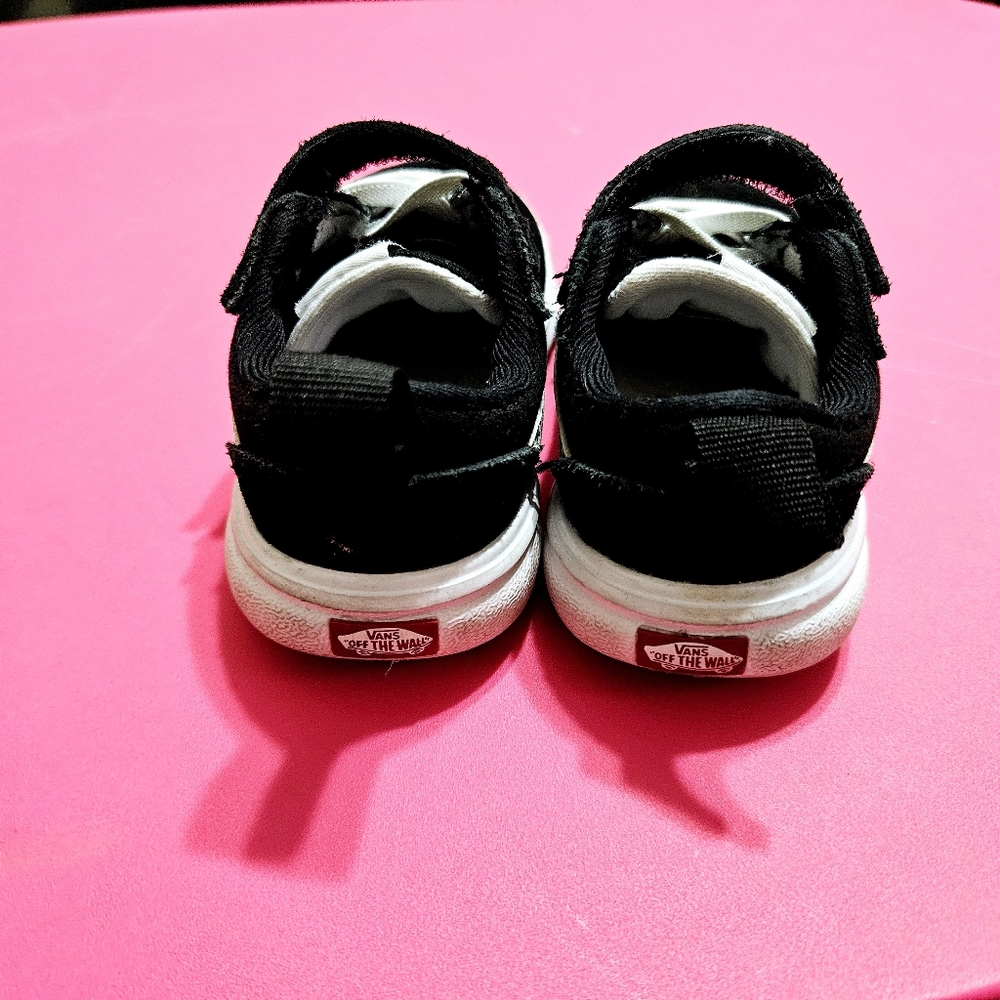 Vans Toddler Black and White ULTRARANGE - Picture 9 of 10